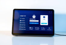 Ledger Live app and hardware wallet